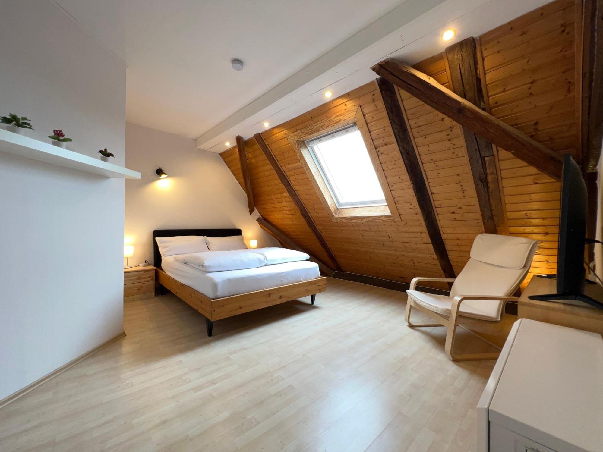 Uebernachten In Grosser Maisonette-Wohnung By Rabe Карлсруэ Экстерьер фото